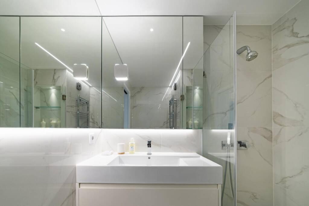 Av. Da Liberdade Comfortable Apt With Balcony Lisboa Dış mekan fotoğraf
