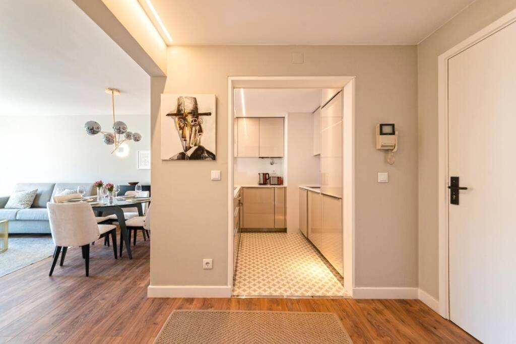 Av. Da Liberdade Comfortable Apt With Balcony Daire Lisboa Dış mekan fotoğraf